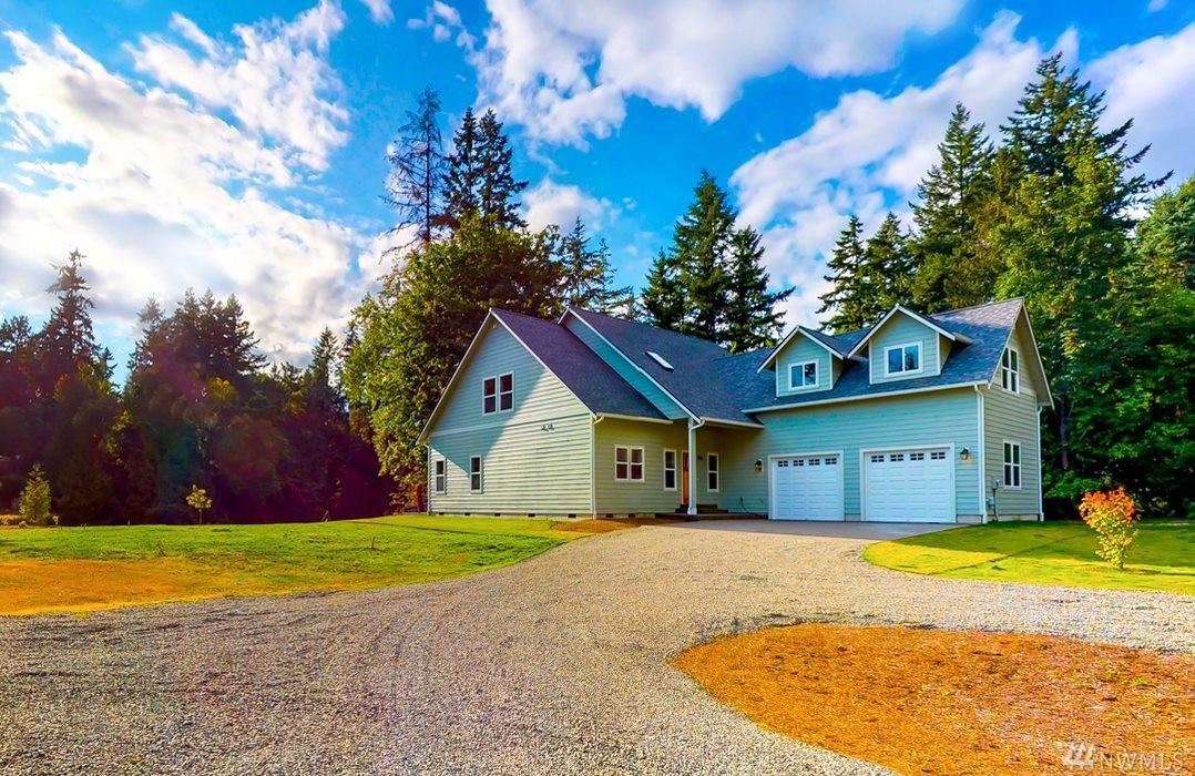2095 Shamrock Dr - Photo 1