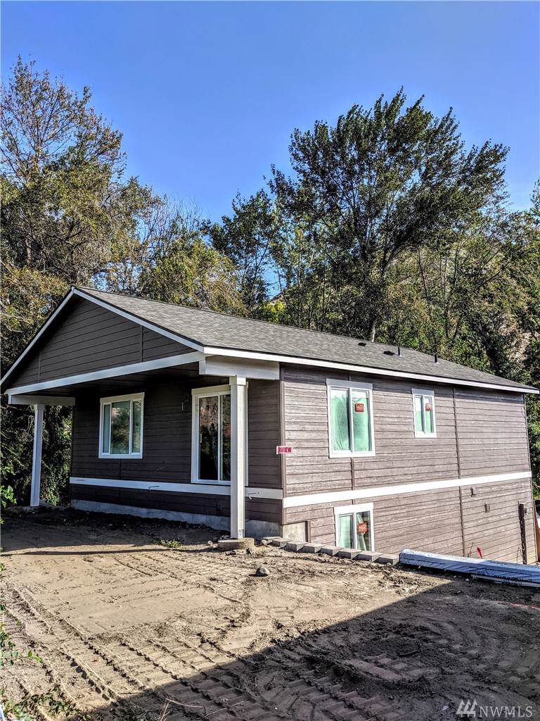404 Riverside Meadow - Photo 1