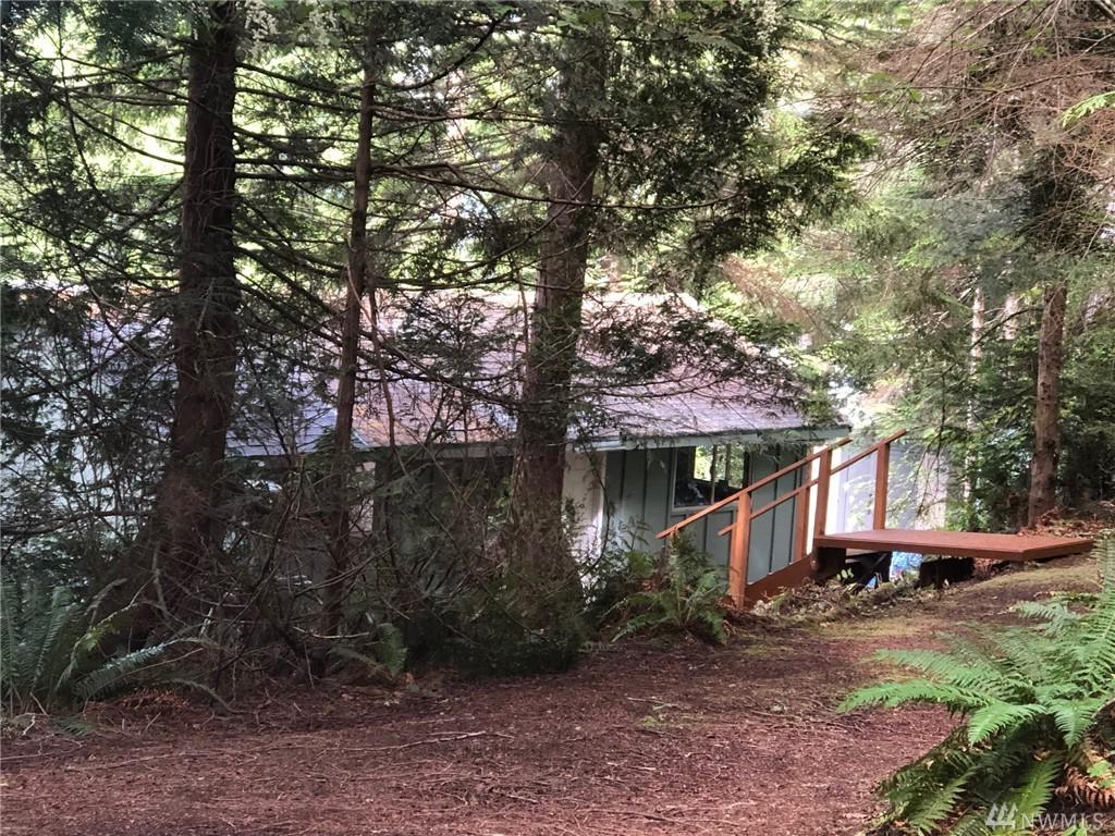 370 Harrington Dr - Photo 1