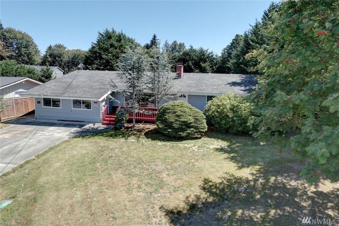 613 79th Ave - Photo 1