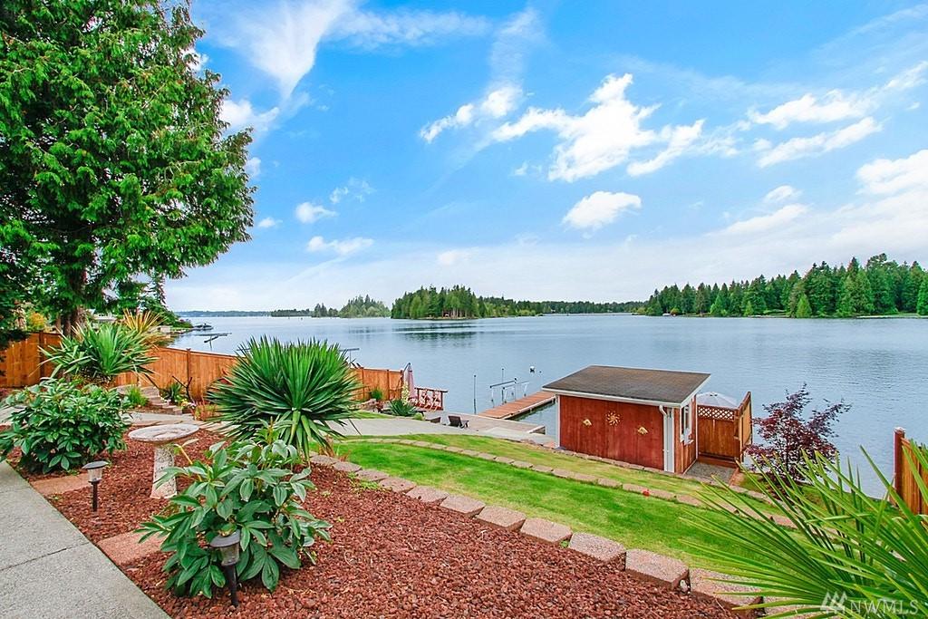 4912 Island Dr - Photo 1