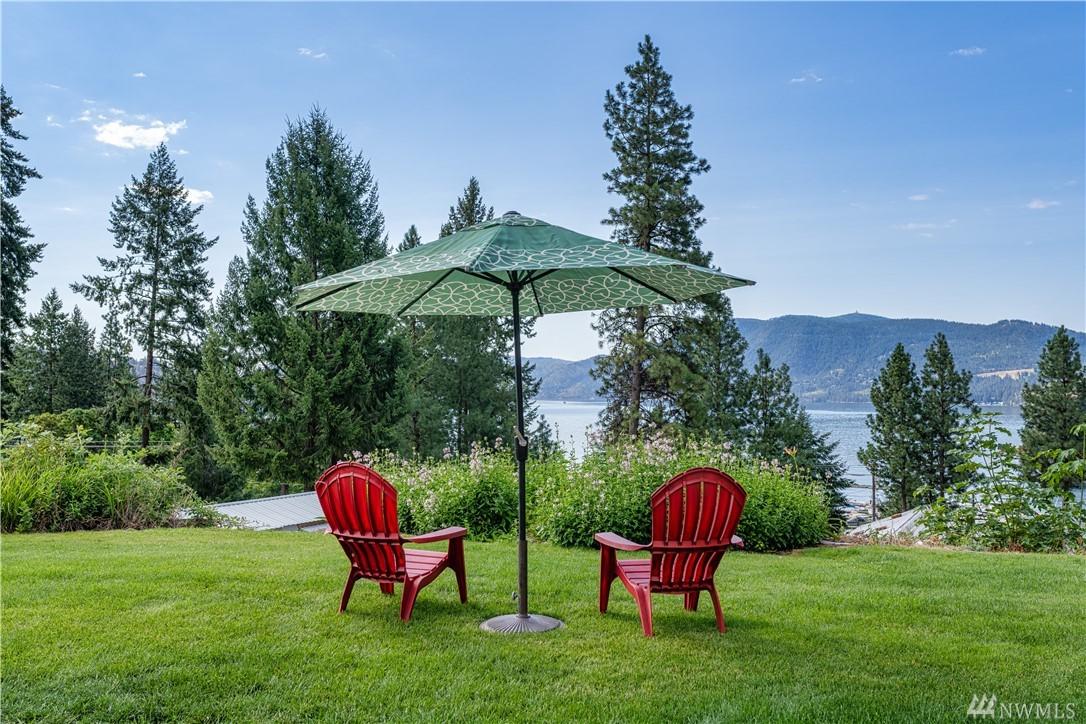 11155 Lakeshore Rd - Photo 1