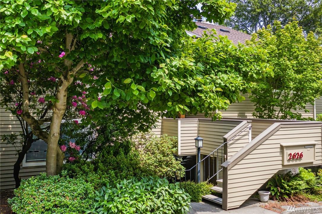 2626 4th Ave - Photo 1