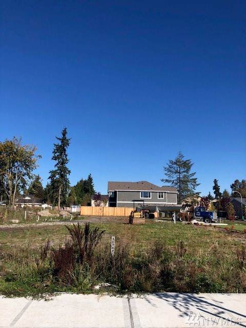 5118 Ne 5th Place - Photo 1
