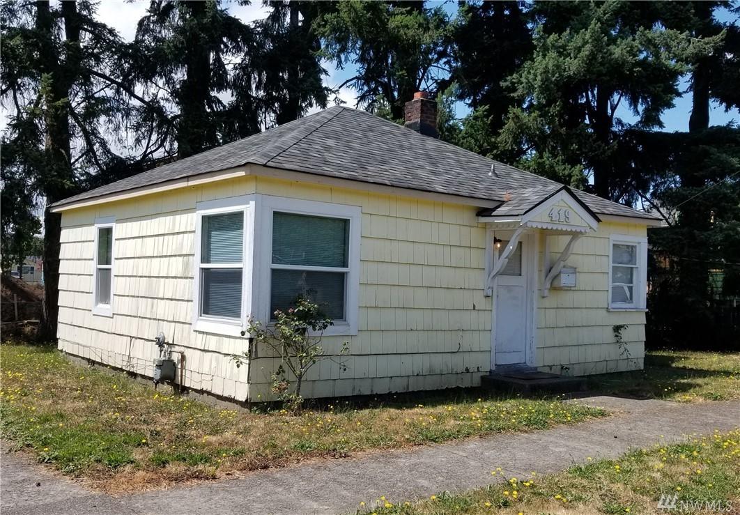 419 Yew St - Photo 1