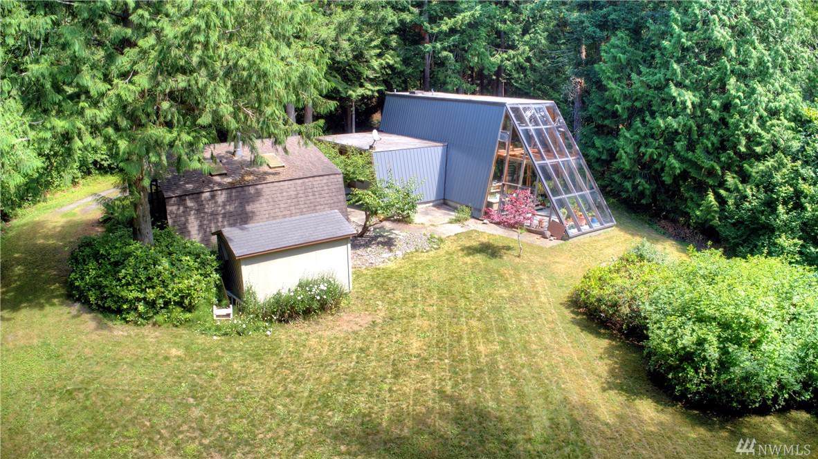 225 Dolphin Place - Photo 1