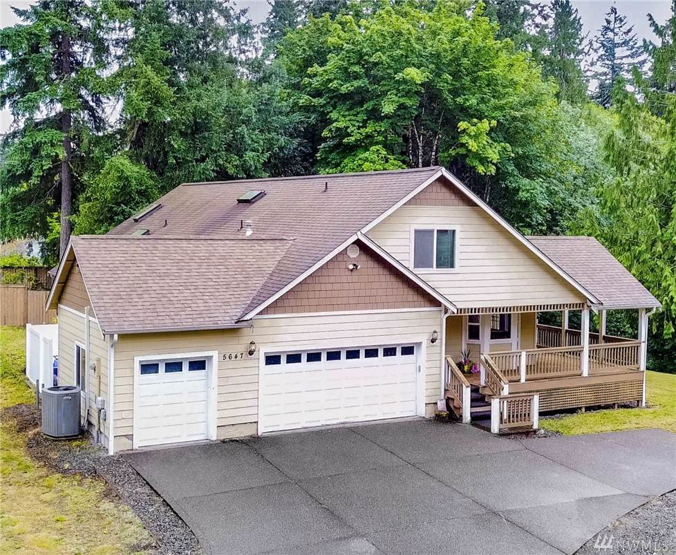 5647 Black Lake Blvd - Photo 1