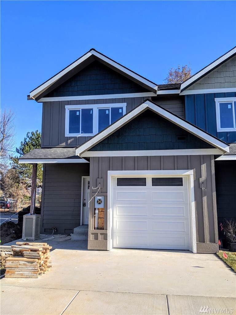 301 River Park Ave - Photo 1