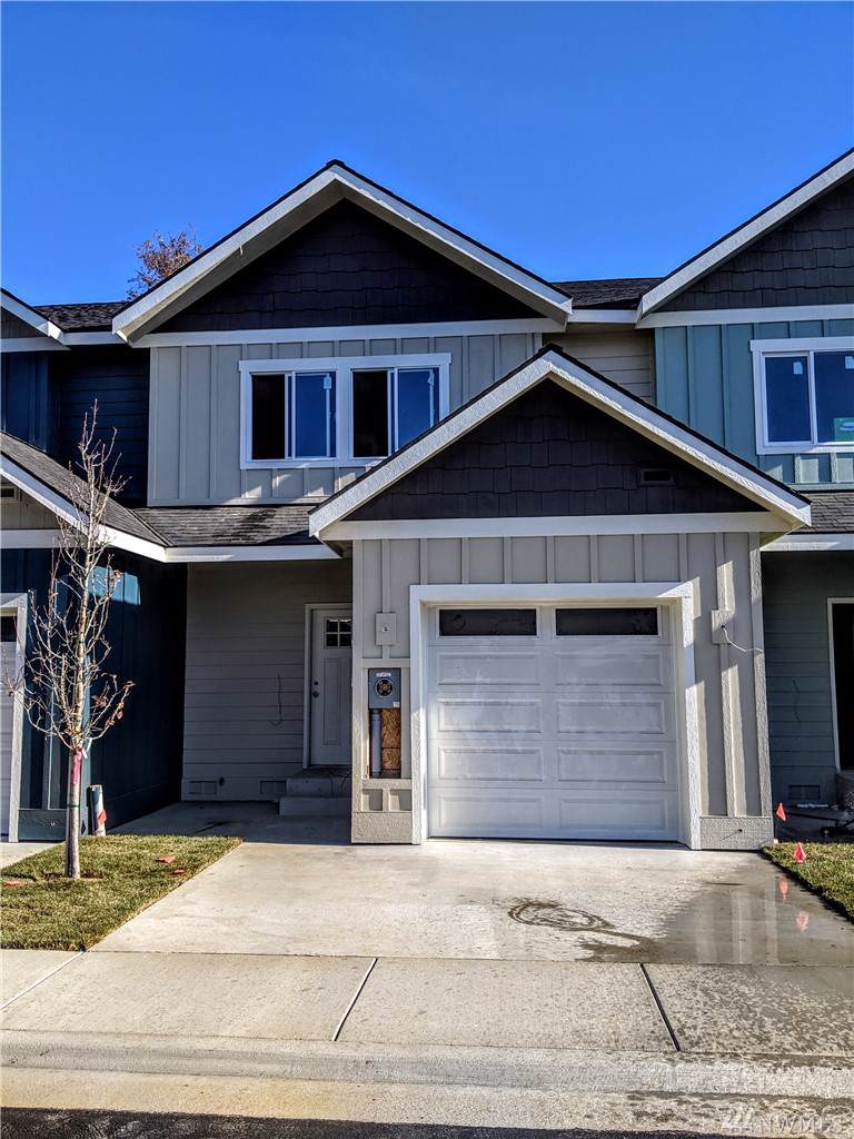 301 River Park Ave - Photo 1