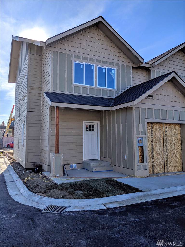301 River Park Ave - Photo 1