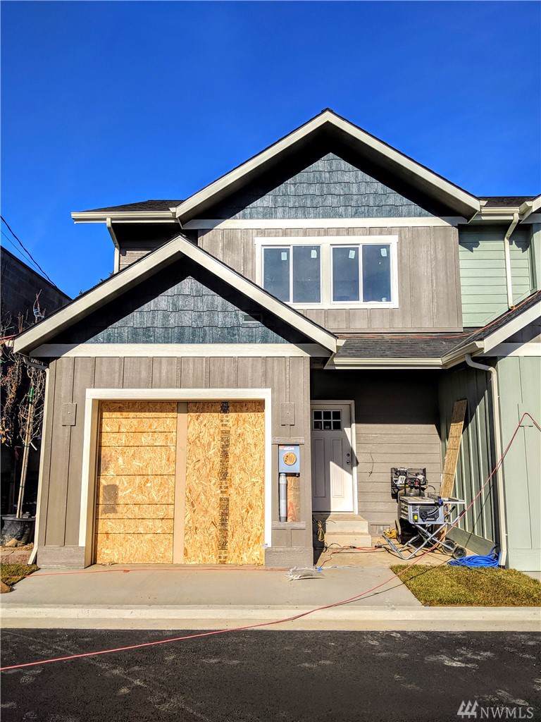 301 River Park Ave - Photo 1