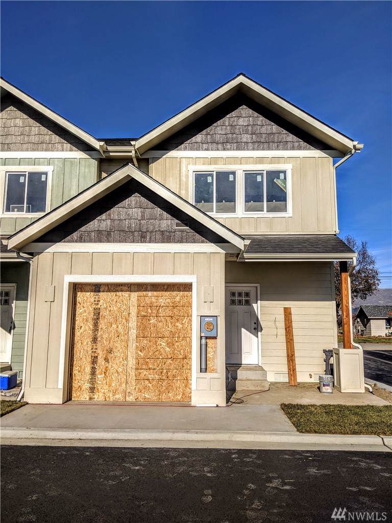 301 River Park Ave - Photo 1