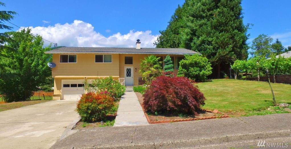 650 Adams Ave - Photo 1