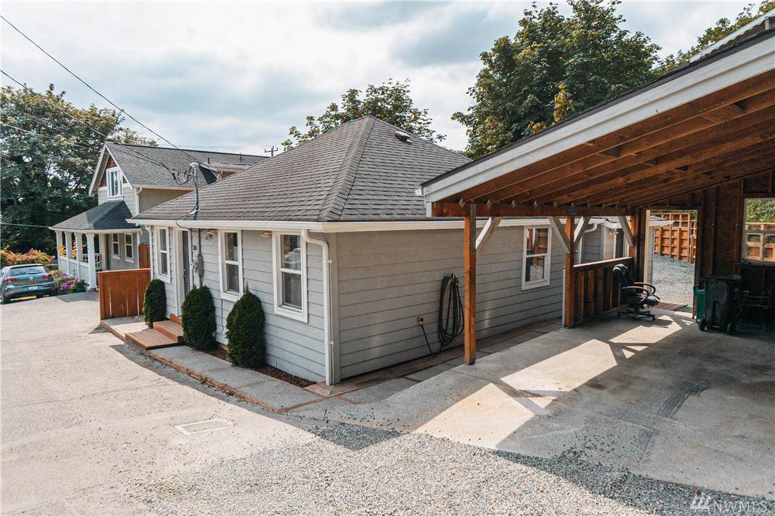 3017 Hinds St - Photo 1