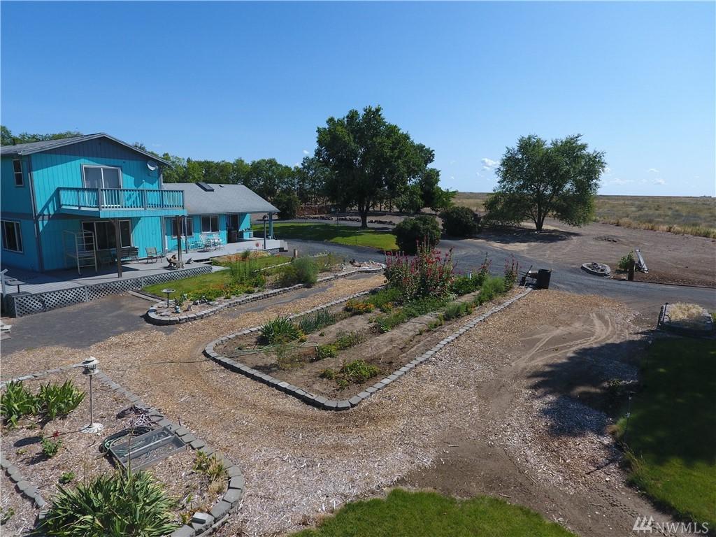 5062 Highland Dr - Photo 1