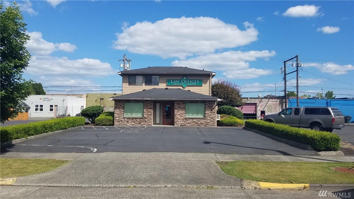 1146 14th Ave - Photo 1