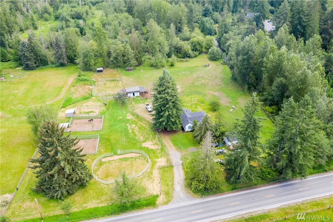 13812 Kapowsin Hwy - Photo 1