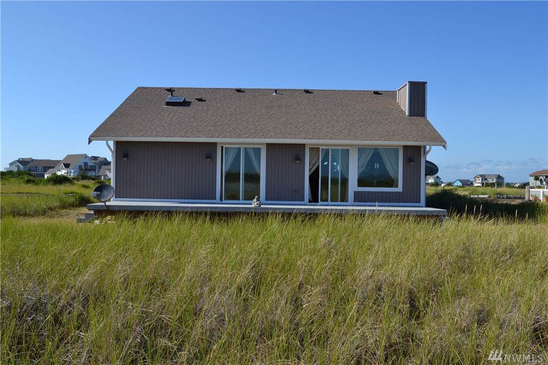1433 Ocean Crest Ave - Photo 1
