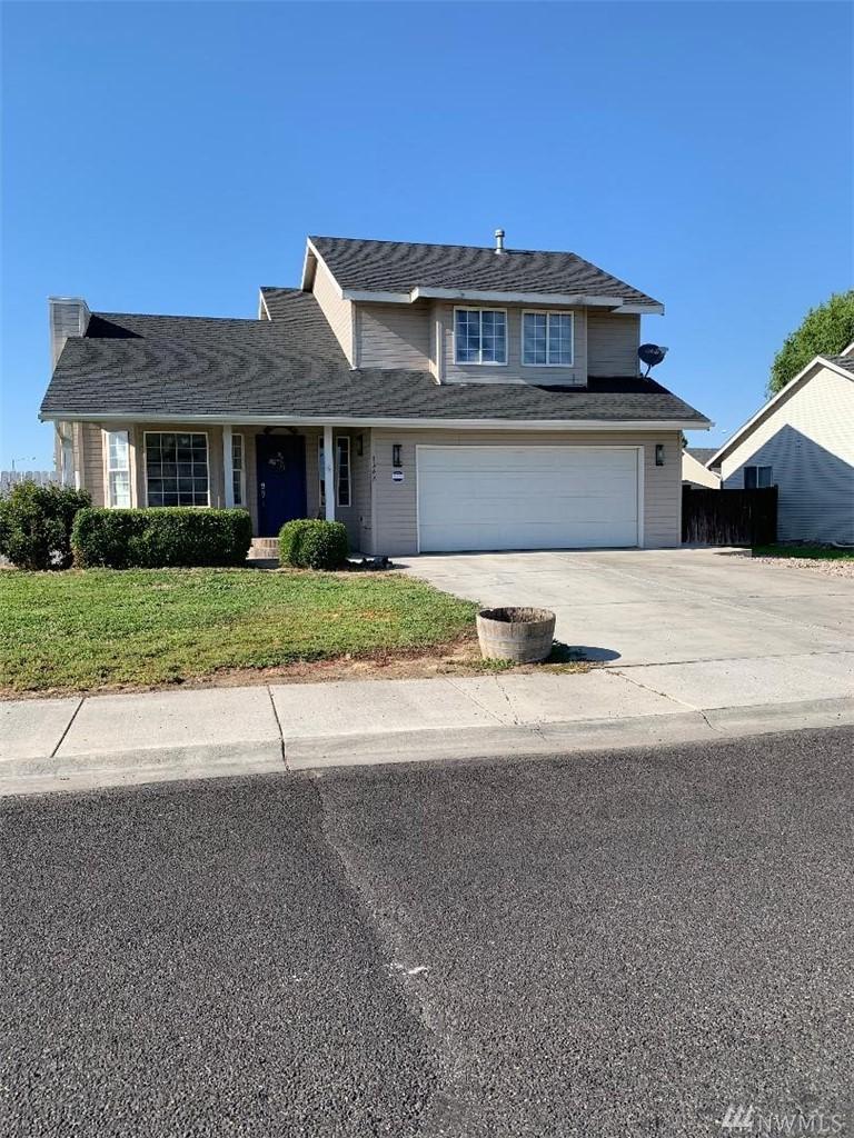1342 Oasis Cir - Photo 1