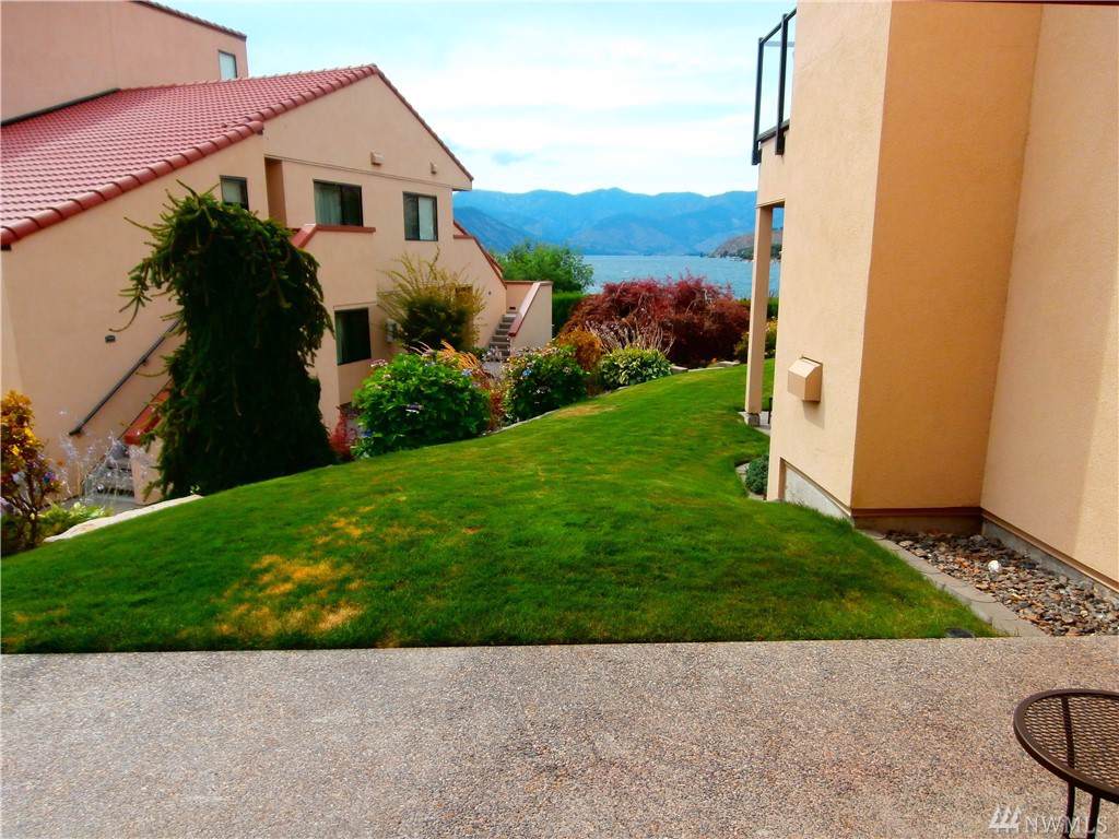 100 Lake Chelan Shores Dr - Photo 1