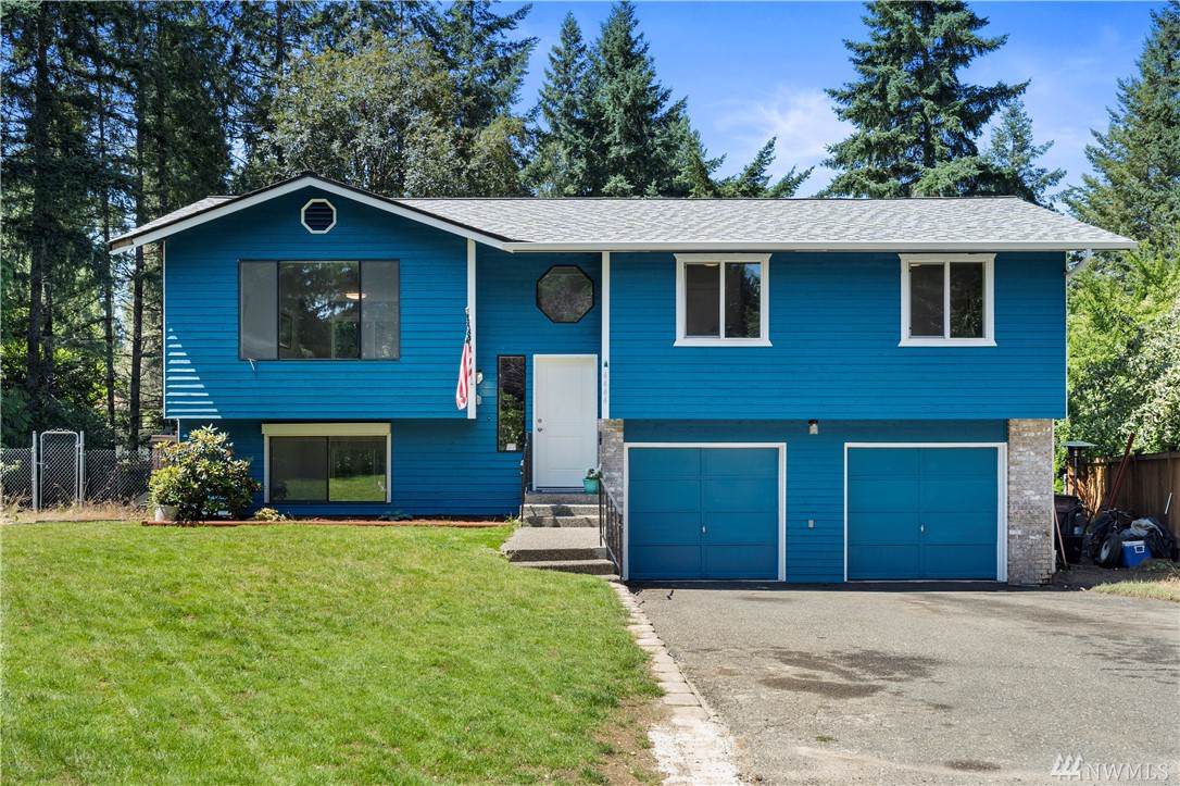 4444 Meadow Place - Photo 1