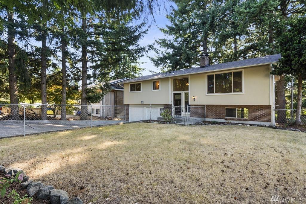 1636 Highlands Ave - Photo 1