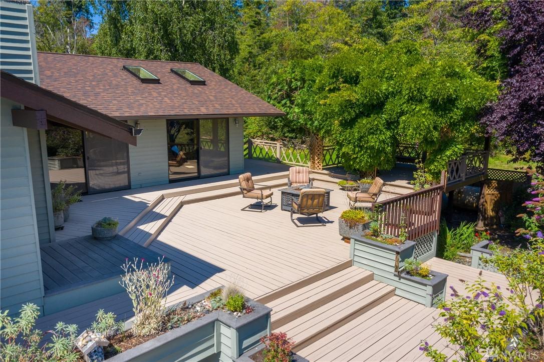 6295 Shore Rd - Photo 1
