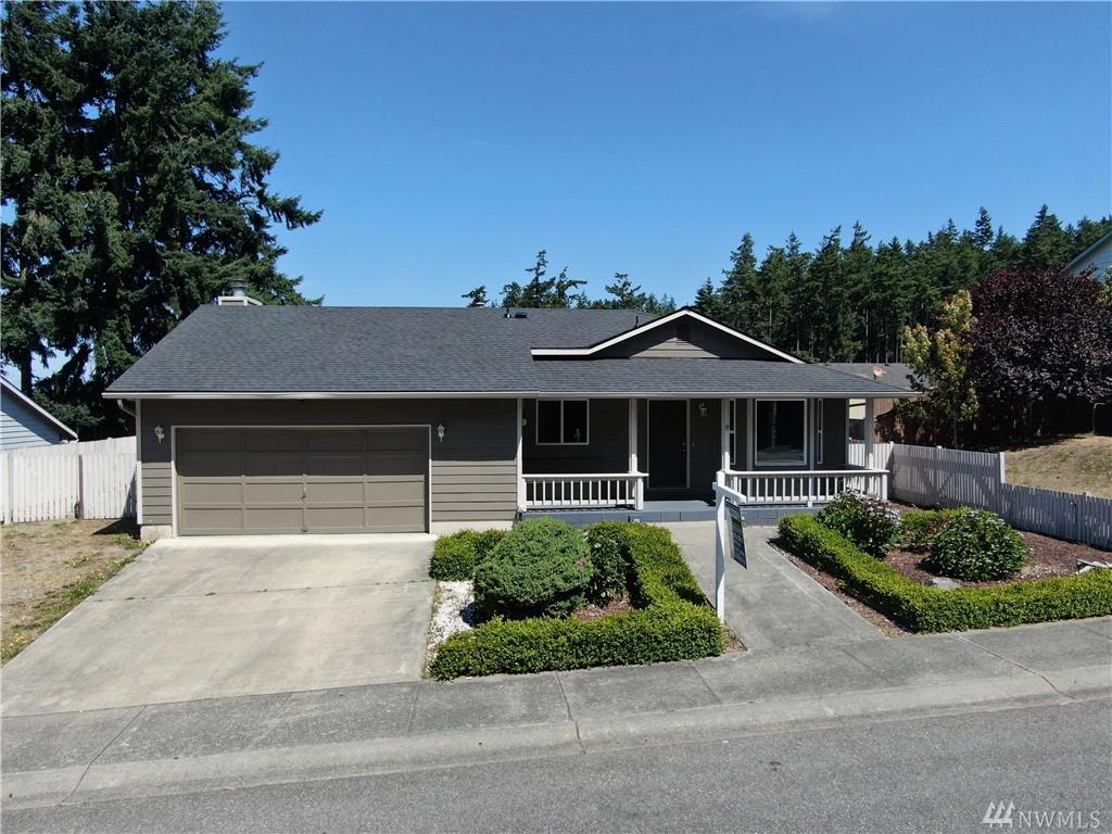 1552 8th Ave - Photo 1