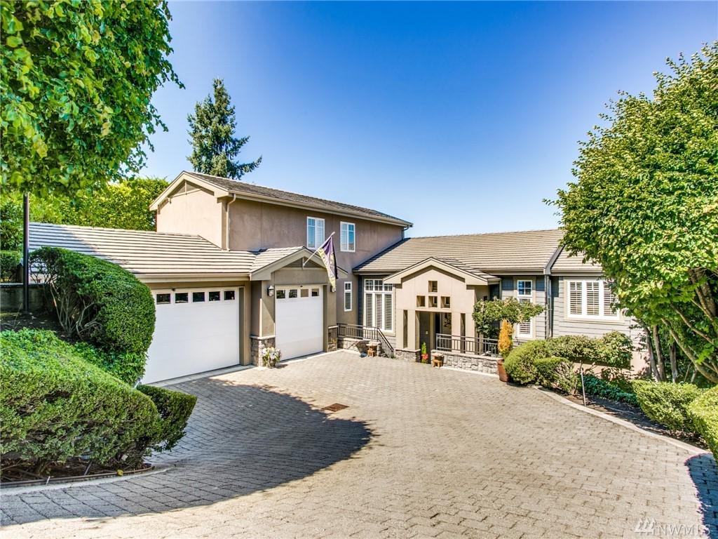 7268 Mercer Way - Photo 1