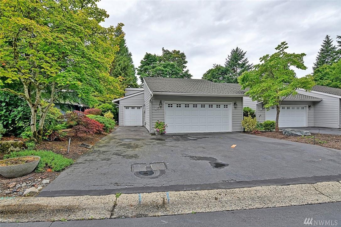 15000 Village Green Dr - Photo 1