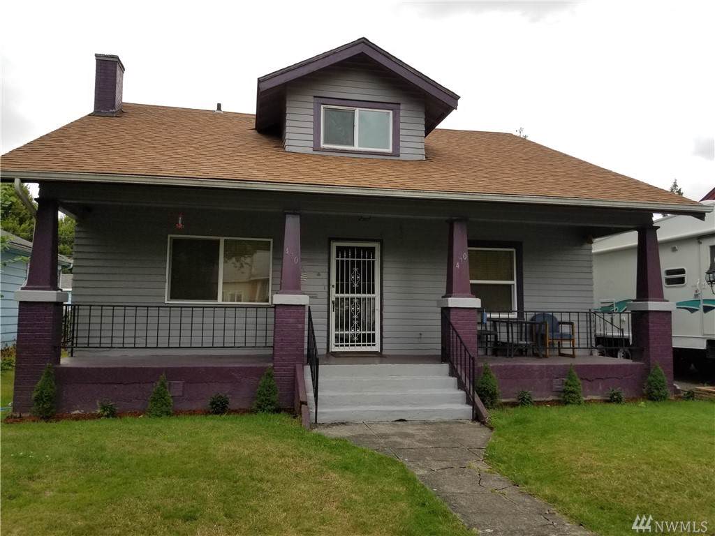 470 25th Ave - Photo 1