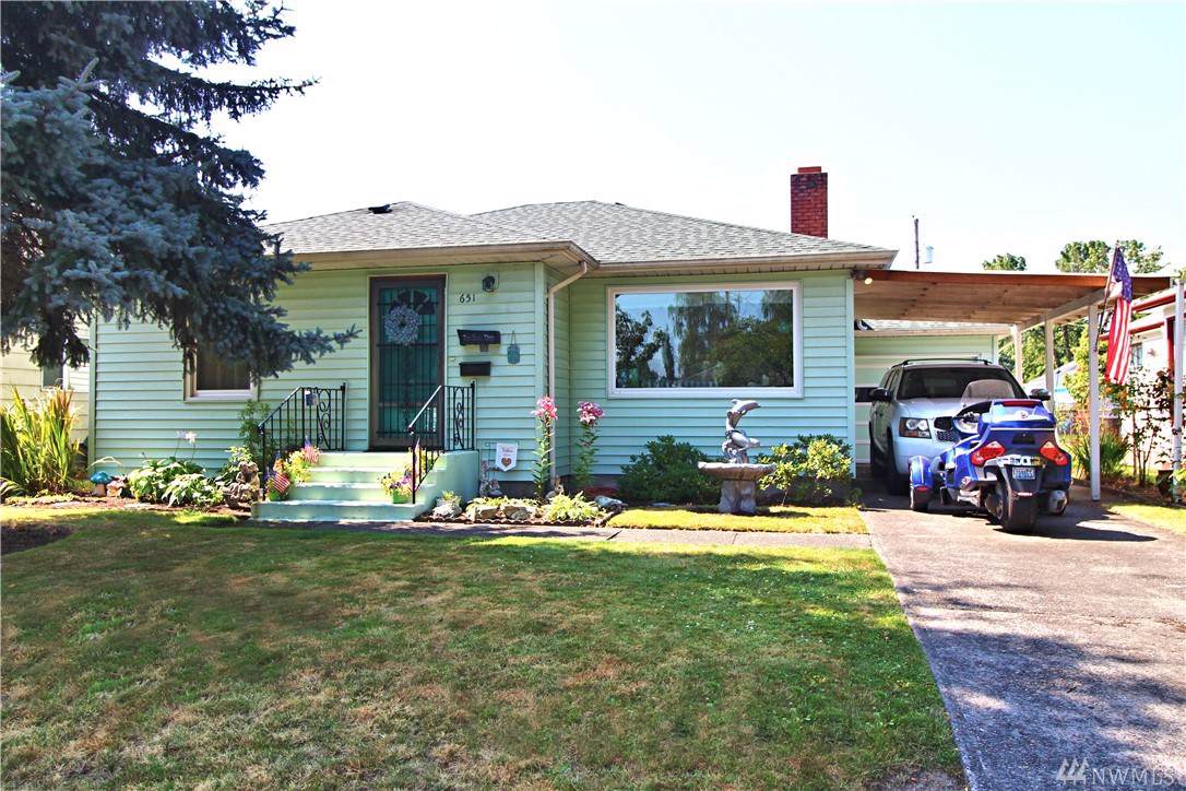 651 24th Ave - Photo 1