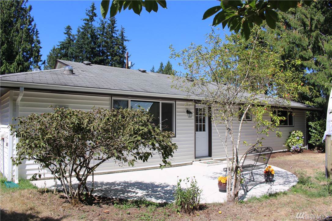 11211 47th Ave - Photo 1