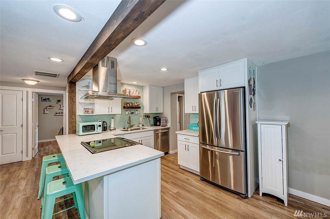 16714 Fremont Ave - Photo 1