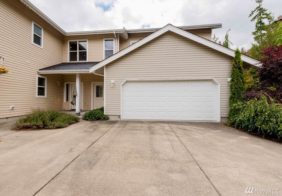 3301 Park Lane - Photo 1