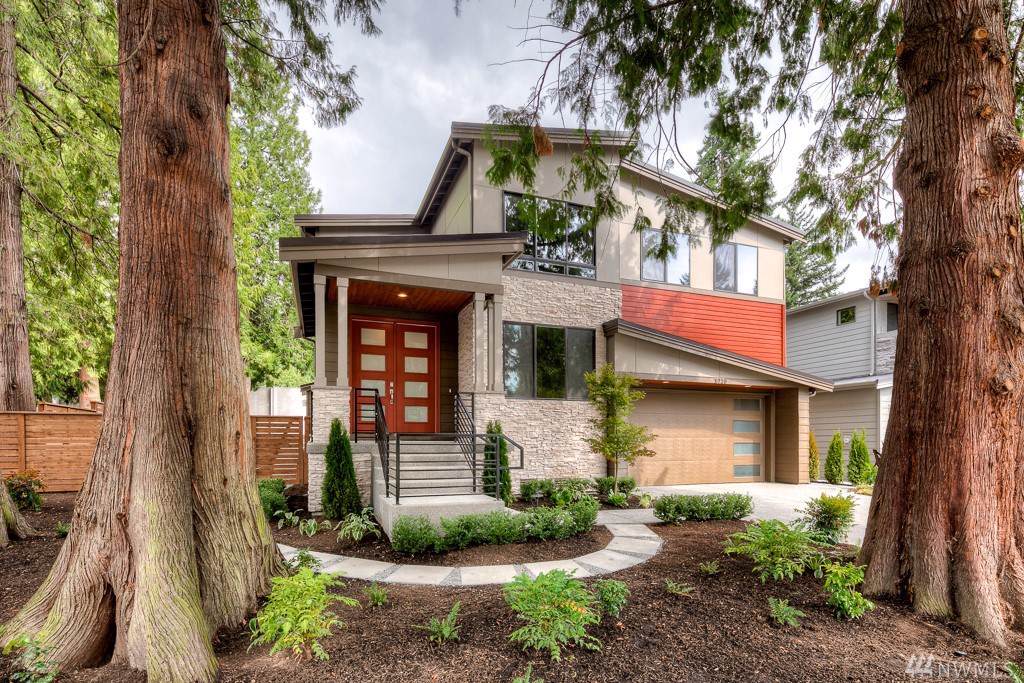 5720 114th Ave - Photo 1
