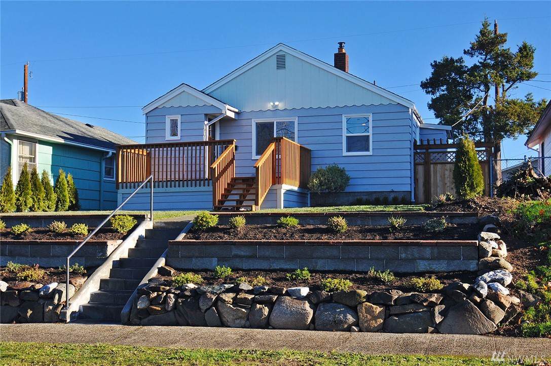 4946 Beacon Ave - Photo 1