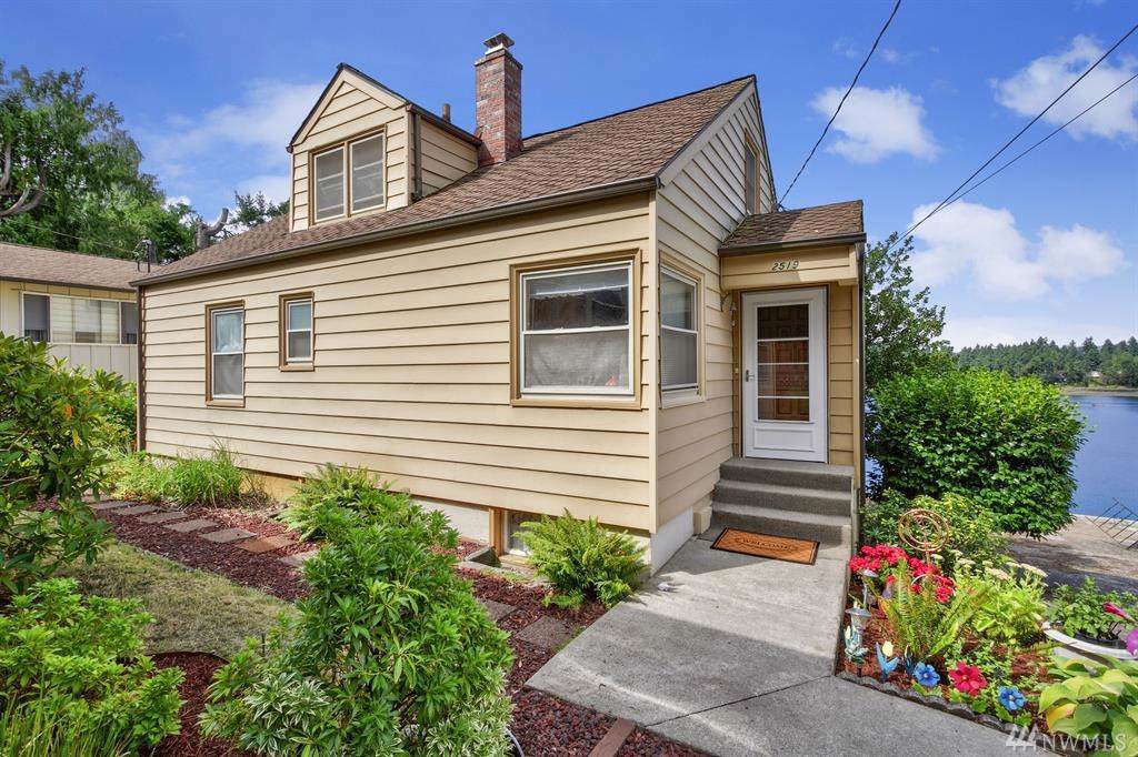 2519 Phinney Bay Place - Photo 1