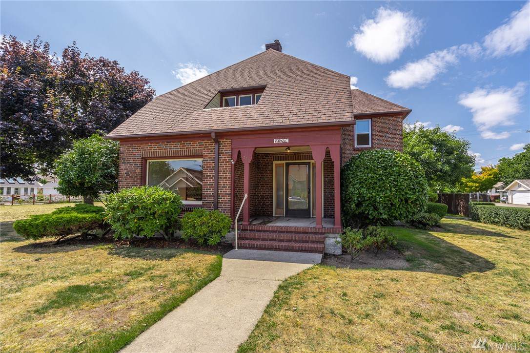 729 G St - Photo 1