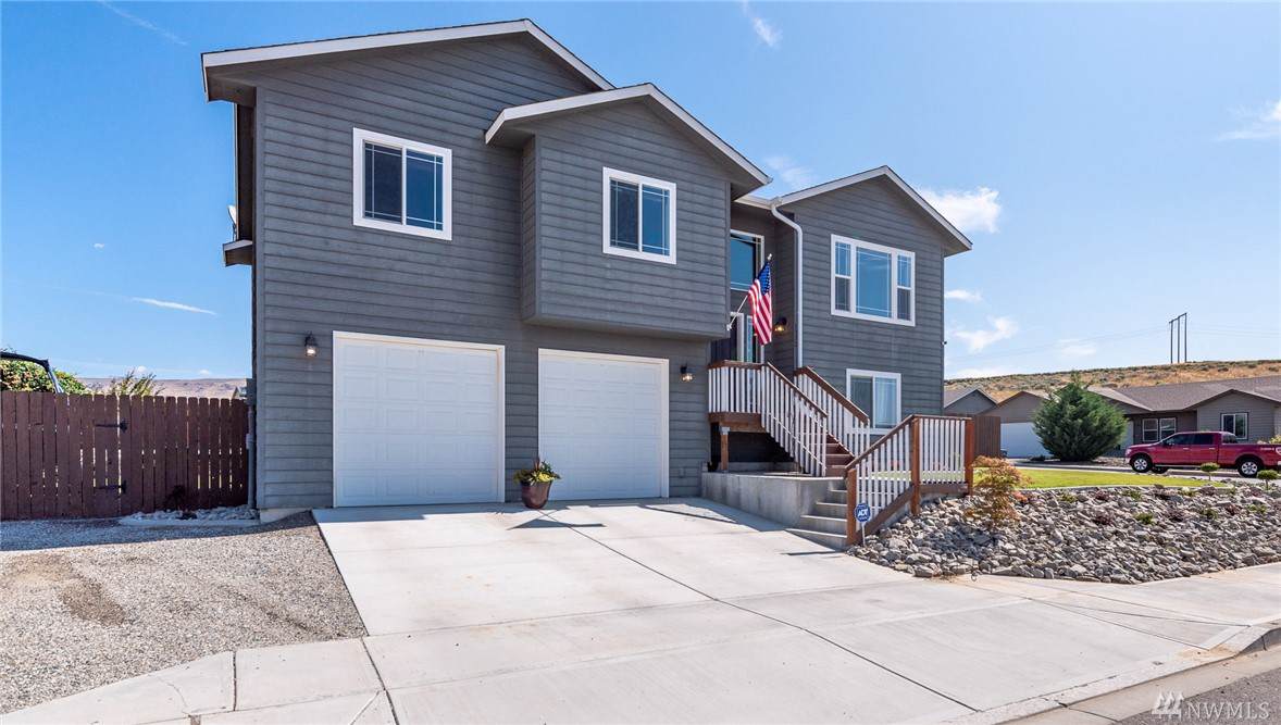 1372 Duram Dr - Photo 1