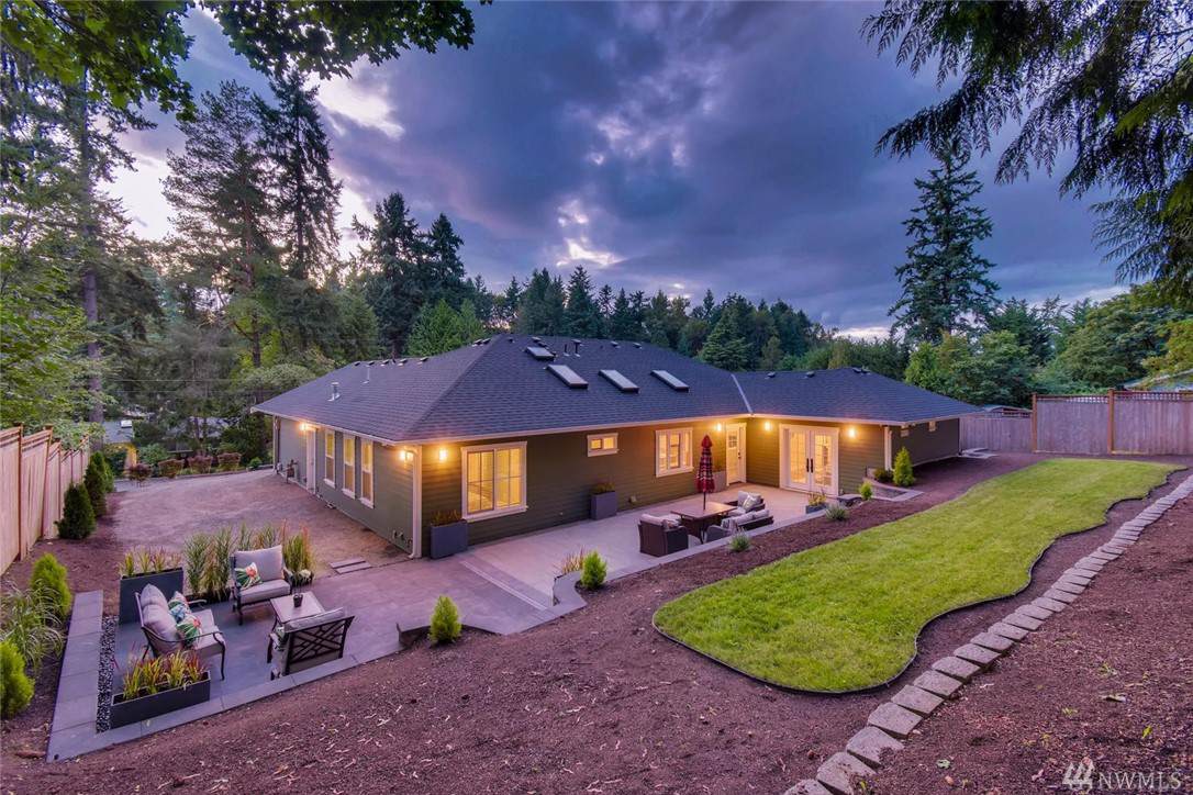4020 149th Ave - Photo 1