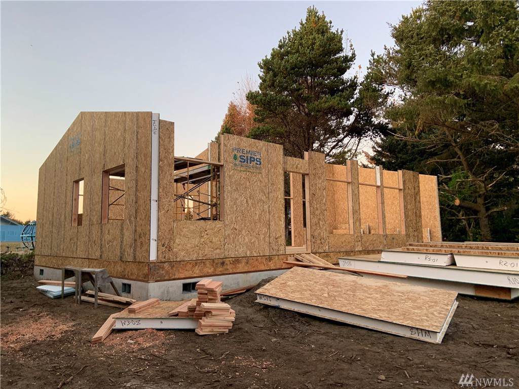 170 Ocean Lake Wy - Photo 1