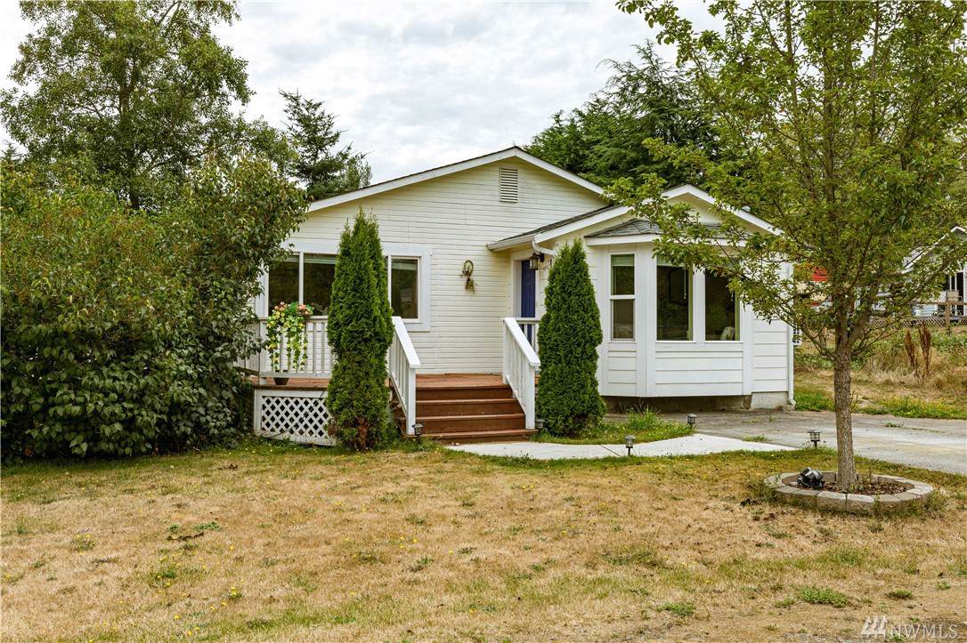 375 Elton St - Photo 1