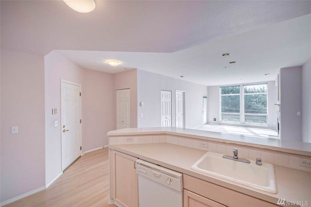 3221 Avalon Wy - Photo 1