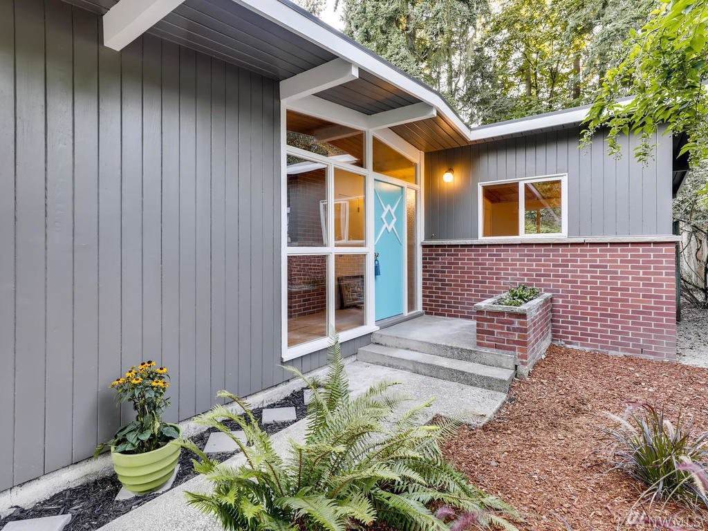 14717 25th Ave - Photo 1