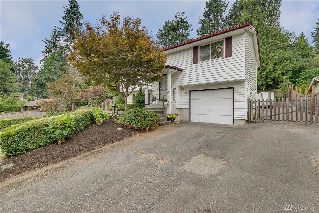 5614 123rd Ave - Photo 1