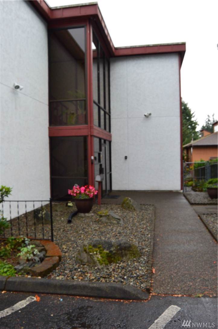 221 154th St - Photo 1