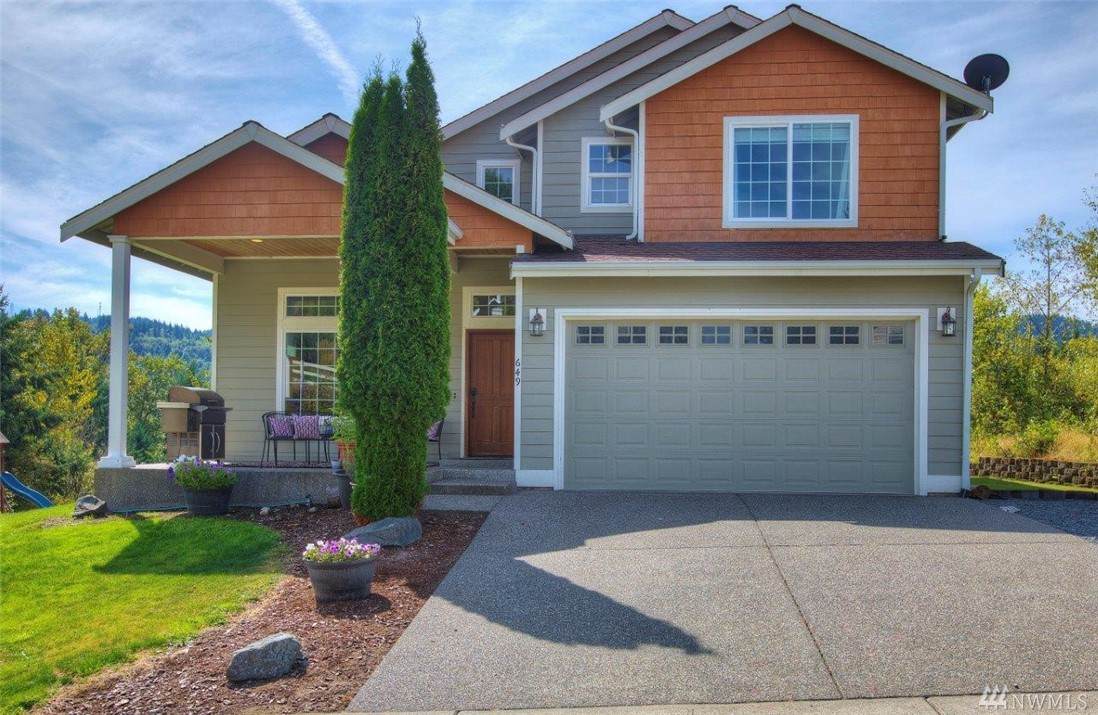 649 Joy St - Photo 1