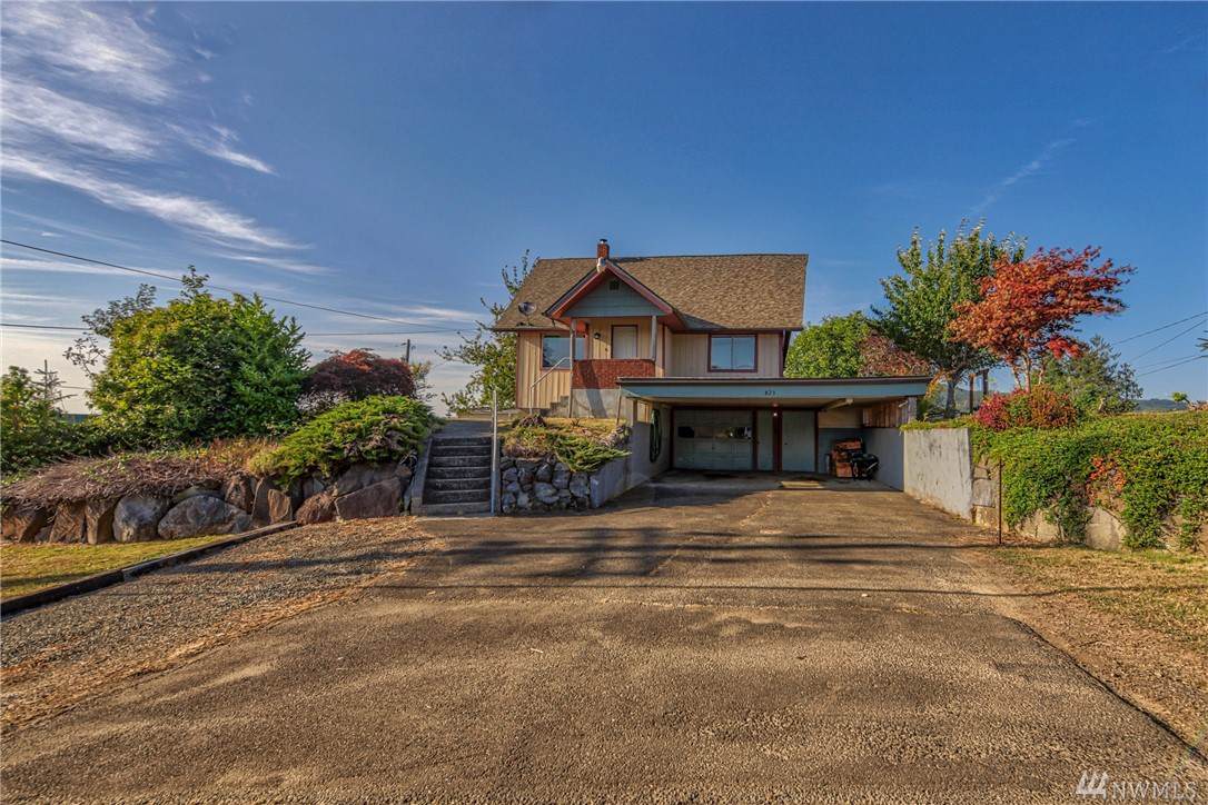 823 Broadway Ave - Photo 1