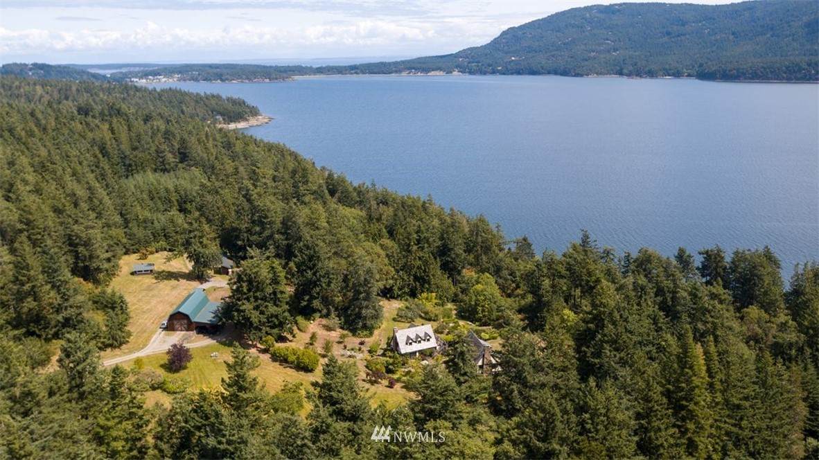 987 Hawkins Road - Photo 1